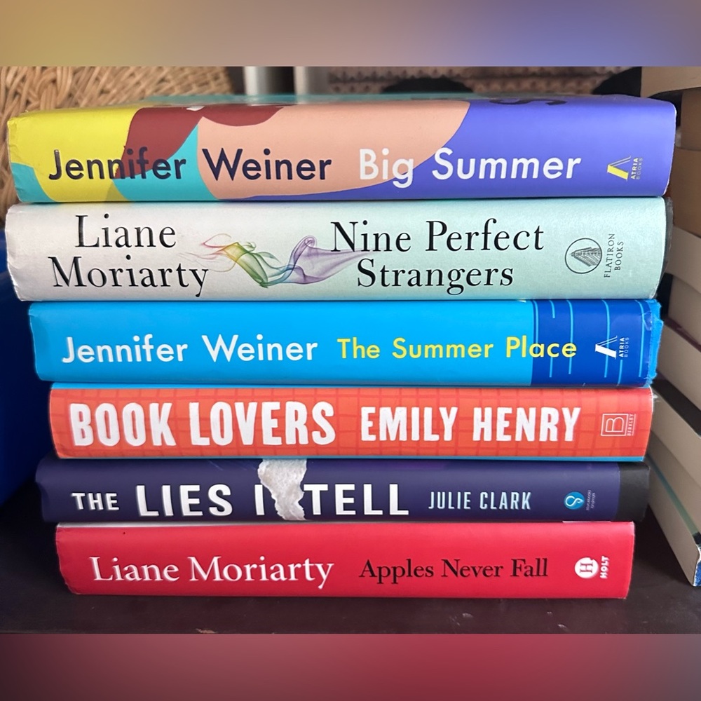 BOOK BUNDLE- Jennifer Weiner- Liane Moriarity- Emily Henry